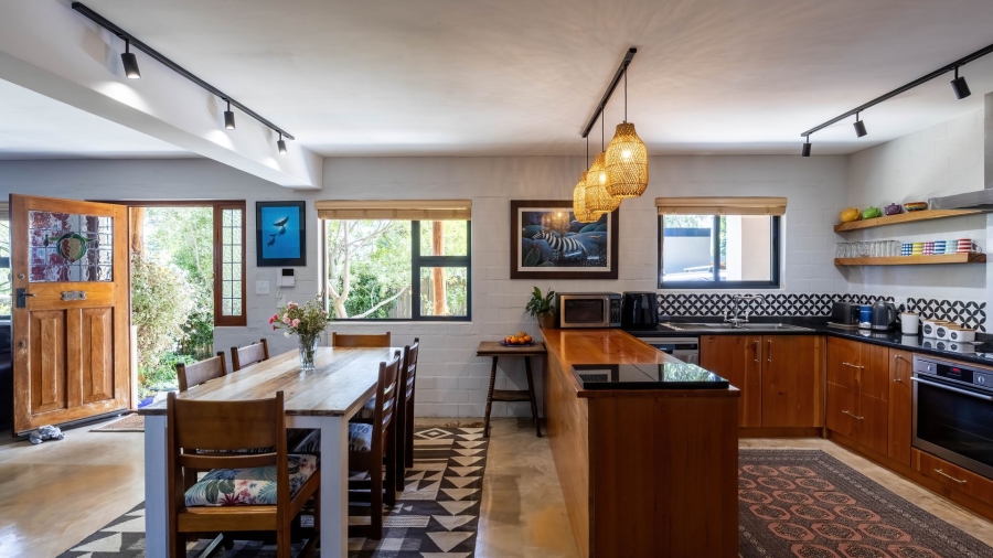 4 Bedroom Property for Sale in San Michel Western Cape